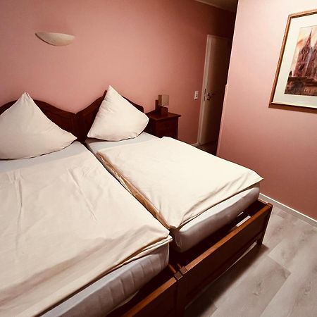 Osteria-Hotel-Centovini Кёльн Экстерьер фото